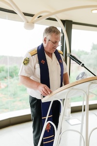 Wedding ceremony by Dr. Gerrit Rademeyer in Sabie